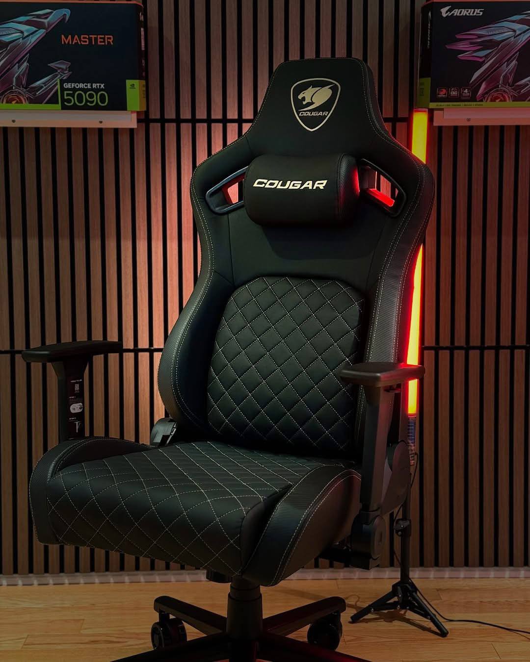 COUGAR DEFENSOR - Gaming Chair