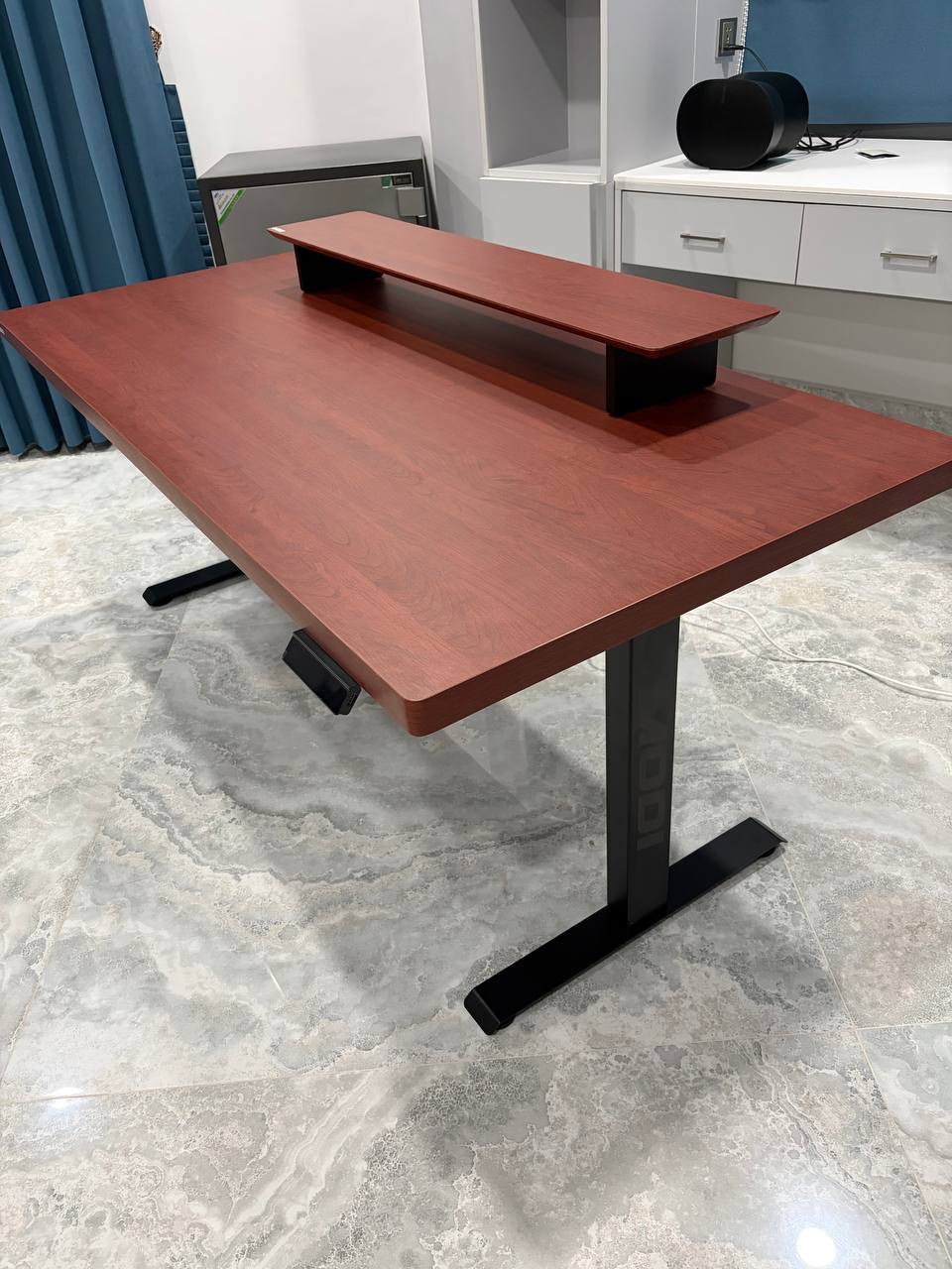 Set Up workspace Tabletop plywood