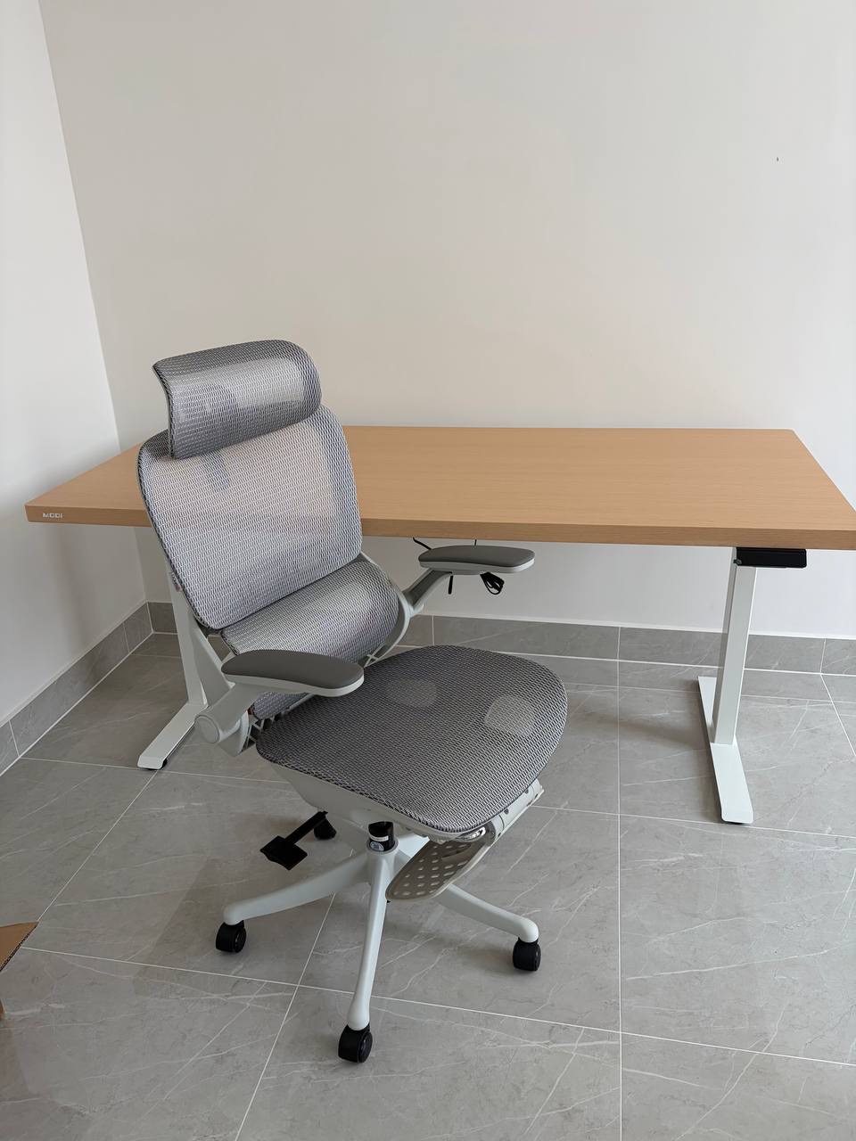 Set Up workspace with dynamic chairs